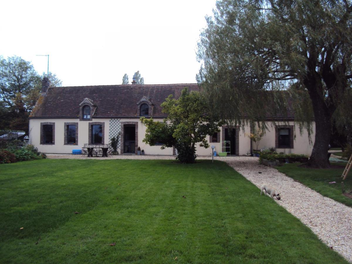 Bed and Breakfast La Pastorale La Puisaye Exteriér fotografie